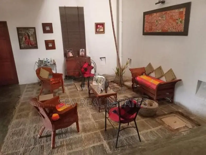 Hokandara: Contemporary Two-Storey, Three-Bedroom Residence For SALE
