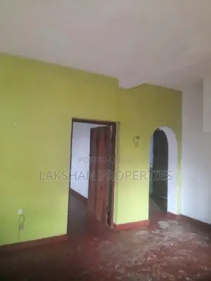 Ground Floor House For Rent In Raththanapitiya