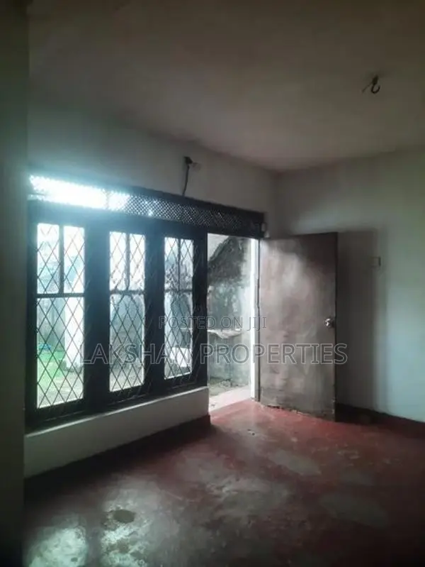 Ground Floor House For Rent In Raththanapitiya