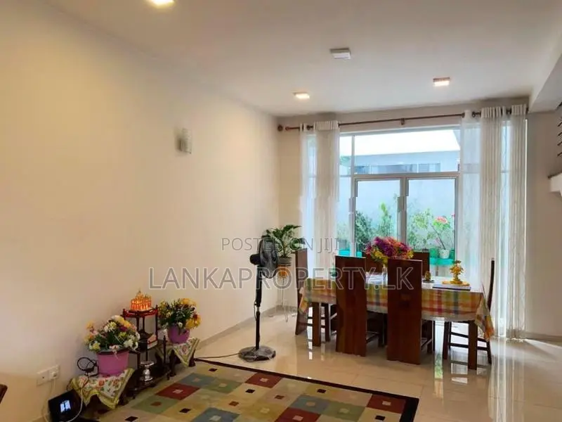 Two storied Box type House for Sale in Malabe