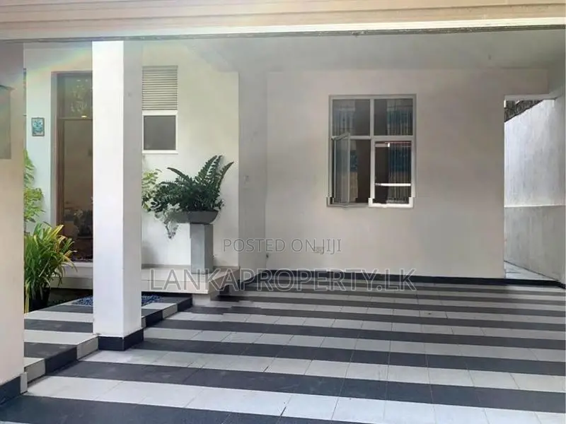 Two storied Box type House for Sale in Malabe