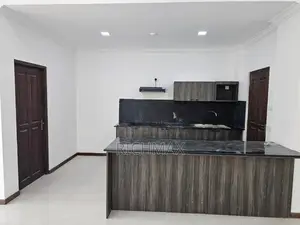 fully furnished luxury apartment for rent in Colombo 05