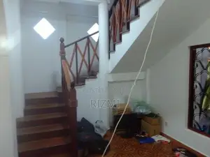 4BR 2 Storey House for Sale in Dehiwala Siriwardana Road Off Hill