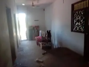 4BR 2 Storey House for Sale in Dehiwala Siriwardana Road Off Hill