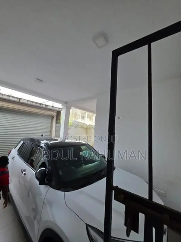 2Story 7 Rooms Galle Town