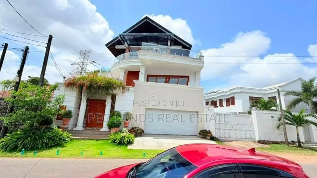(SH1535) Modern Luxury Architect Designed House for Sale in Battaramul