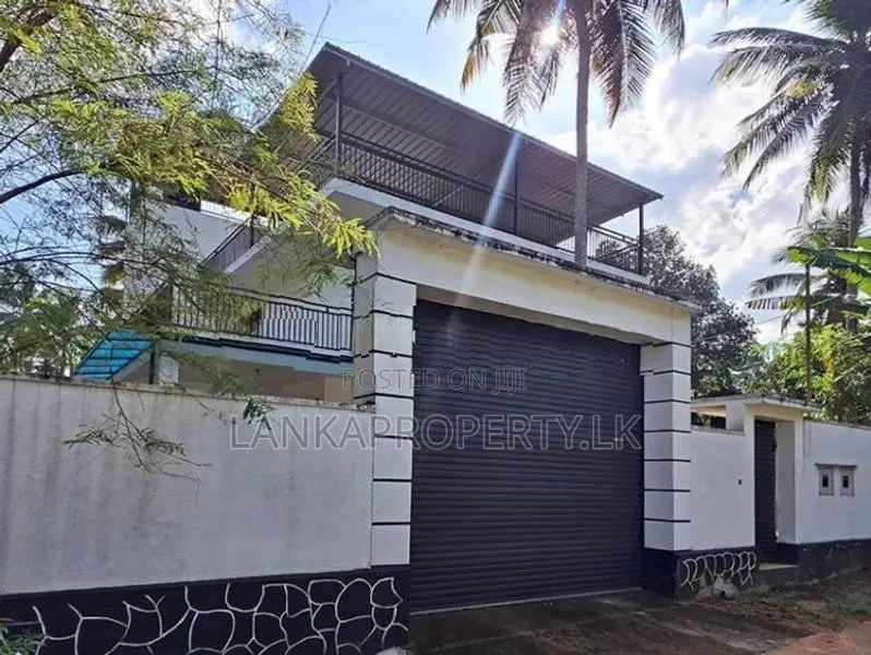 Brand New Two-Storey House for Sale in Weliweriya.
