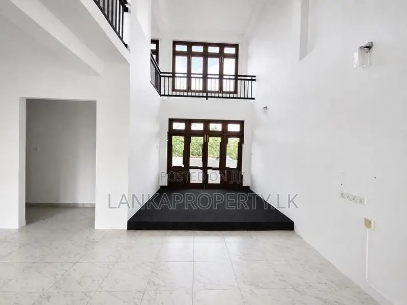 Spacious Three Storied House for Sale in Malabe