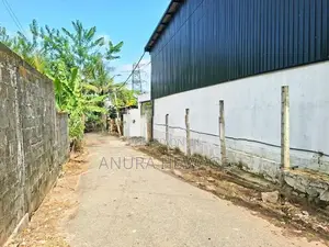 සුඛෝපභෝගී ජීවන රටාවකට සරිලන නිවසක් මහරගමින් විකිණීමට. (ID: AND001S)