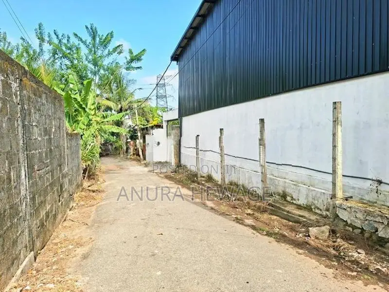 සුඛෝපභෝගී ජීවන රටාවකට සරිලන නිවසක් මහරගමින් විකිණීමට. (ID: AND001S)