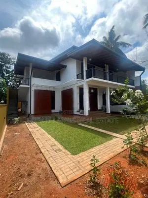 Newly built upstair unite for rent Homagama