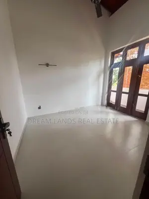 Newly built upstair unite for rent Homagama