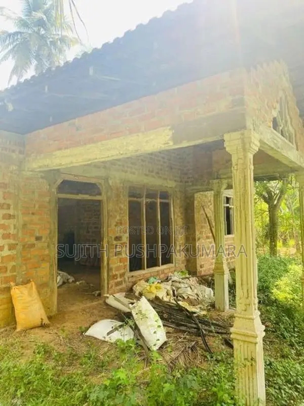 Land With Half Built House For Sale - Kuliyapitiya