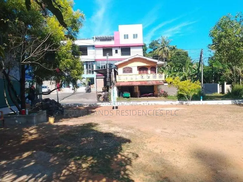 මීපාවලින් බිම් කොටස් විකිණීමට