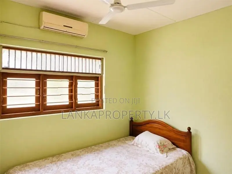 18 Perches Semi Commercial Property for Sale in Kegalle