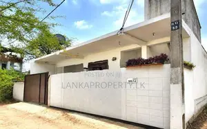 Modern 3-Bedroom House for Sale – Gothatuwa / Kolonnawa