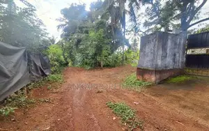 Residential land for sale in the Ambaraluwa-Weliweriya