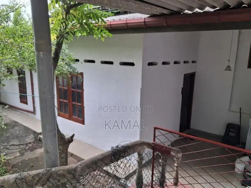 Two Bed Room House for Rent Maharagama