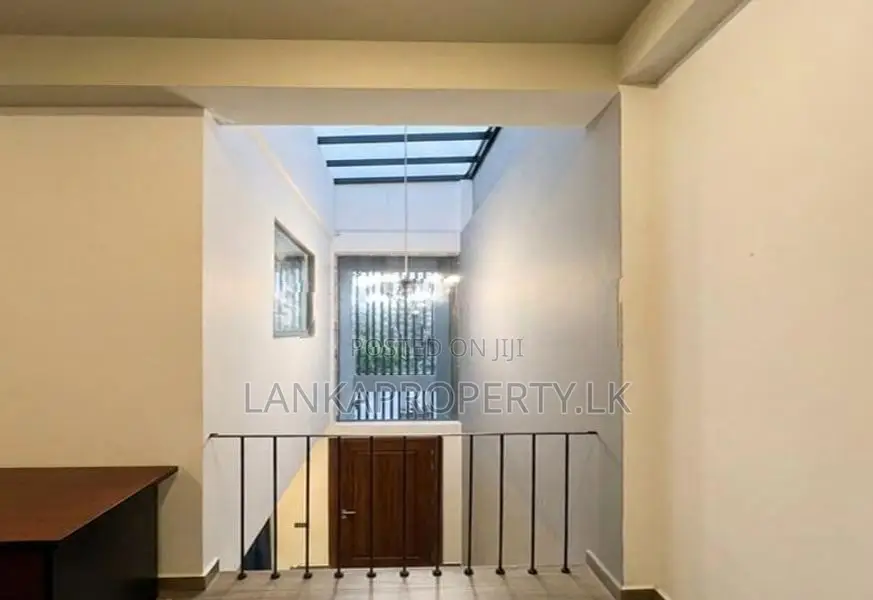 LUXURY 3-STOREY HOUSE FOR RENT – WATTALA