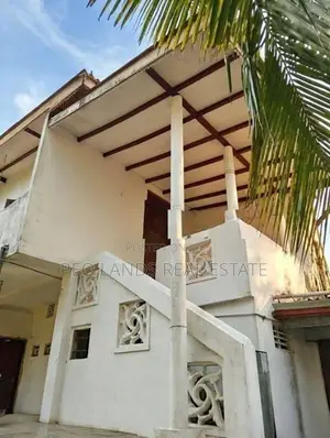 (AH116) Two Storey House for Sale in Kottawa
