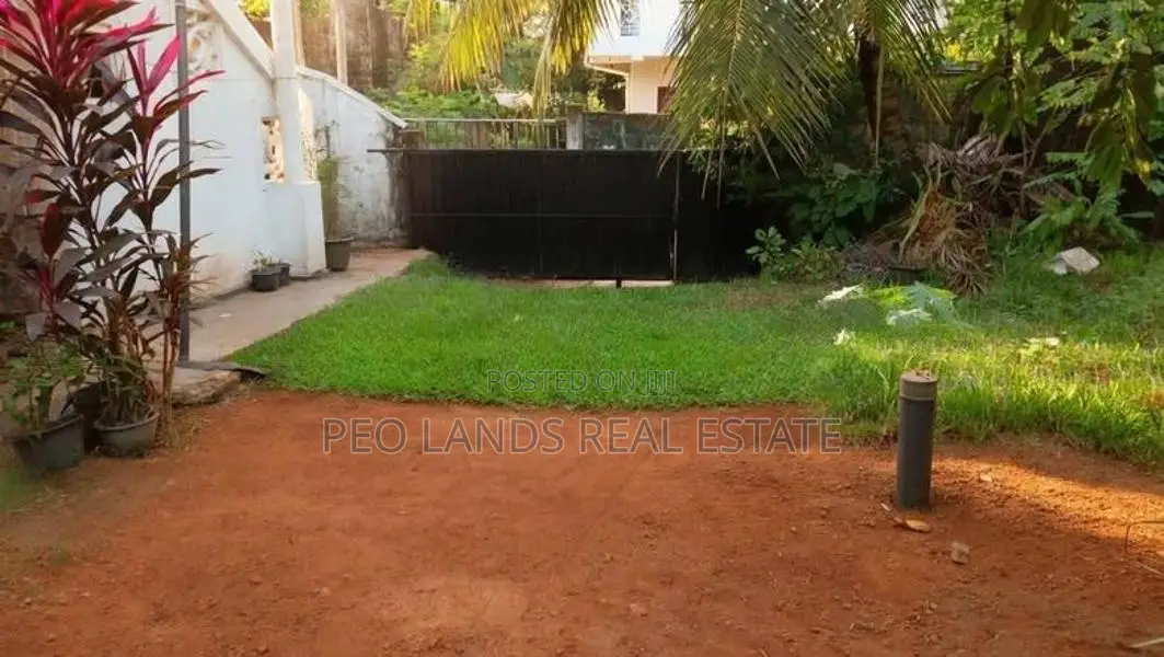 (AH116) Two Storey House for Sale in Kottawa