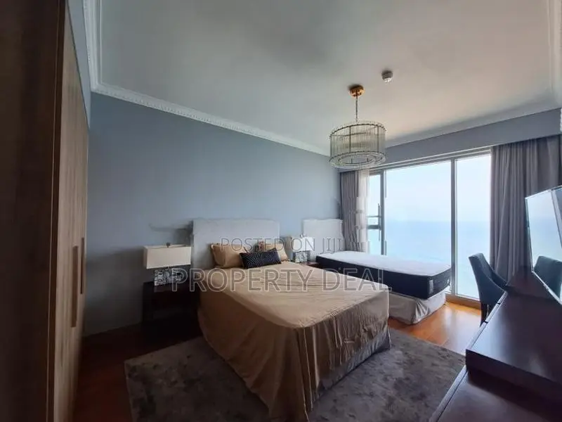 4 Bedrooms Luxury Penthouse for Rent in Colombo 2 - PDA187