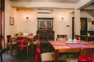 Colombo 5 Park Road Resturant Available For Rent
