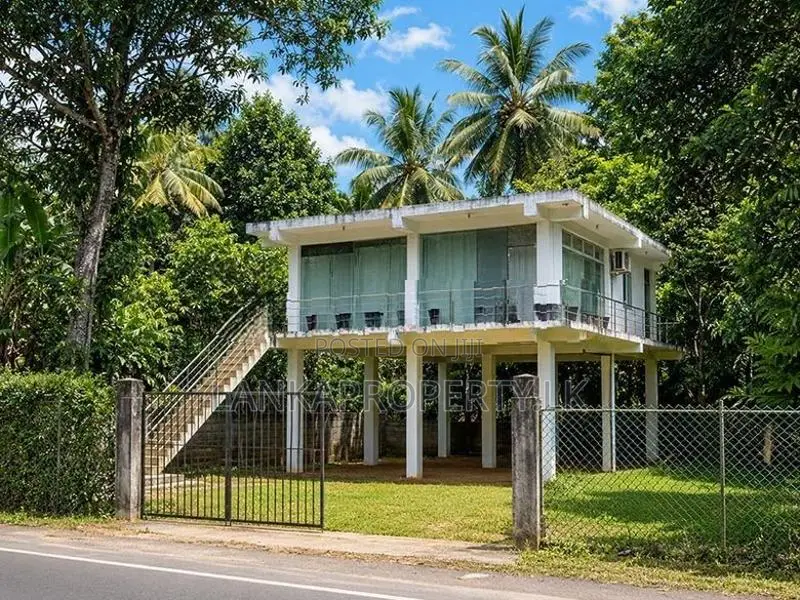 Valuable Residential & Commercial Property for Sale in Matale