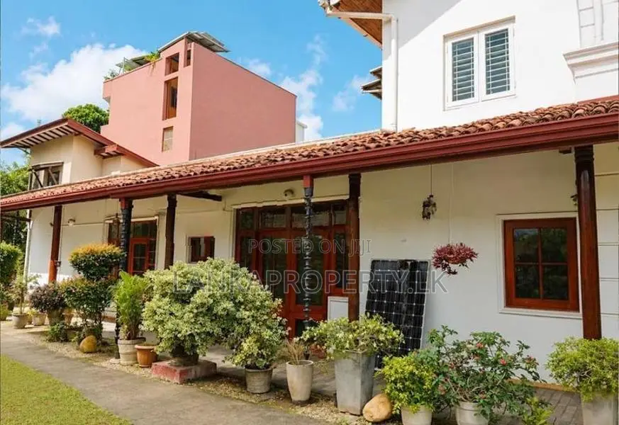 Prime Commercial cum Residential Land for Sale Nugegoda