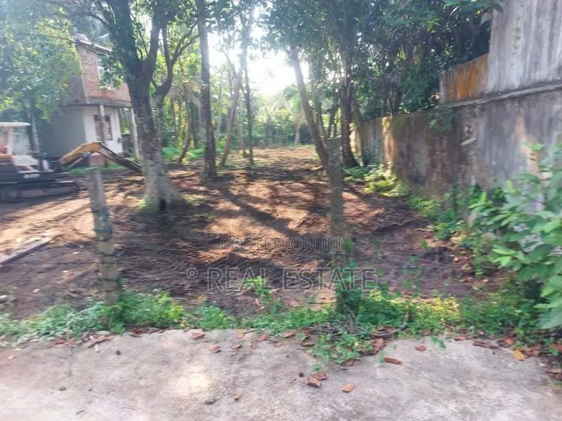 Land for sale in Ragama - REF 40