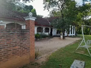 (AH75) Solar Powered colonial bangalow for Sale in Padukka