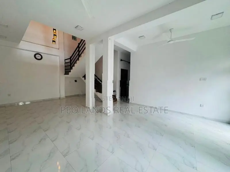 (AR285) Two Storey House for Rent in Kahathuduwa