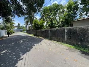 Facing 30 Feet Road, Highly Residential Land for Sale in Piliyandala