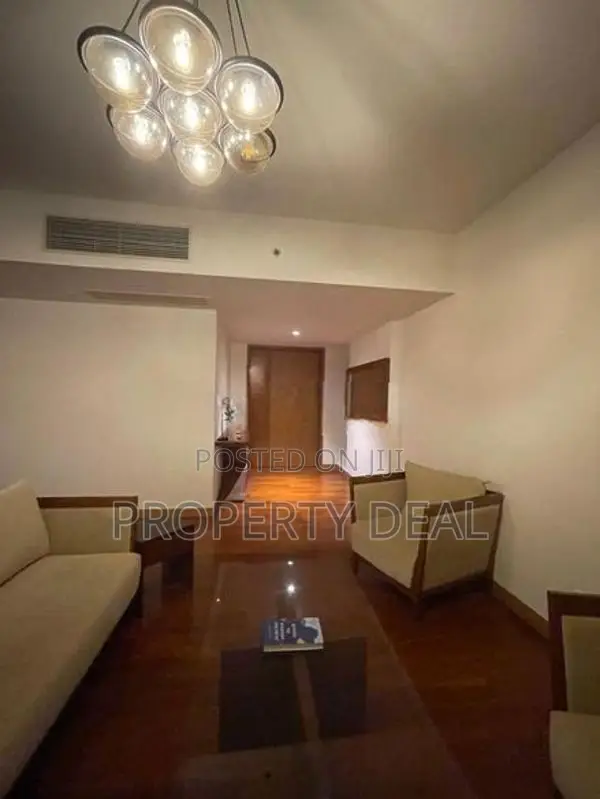 3 BR Apartment Rent in The Shangri La - PDA247