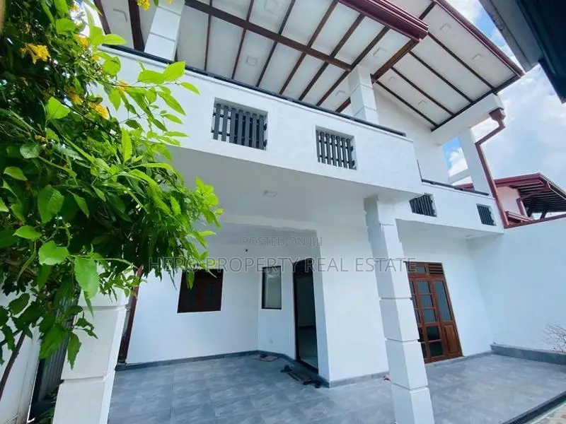 (MDR105) LUXURY HOUSE FOR RENT IN PILIYANDALA