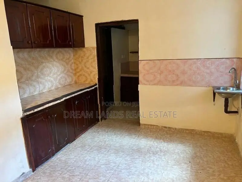 2story house for rent commercial propose