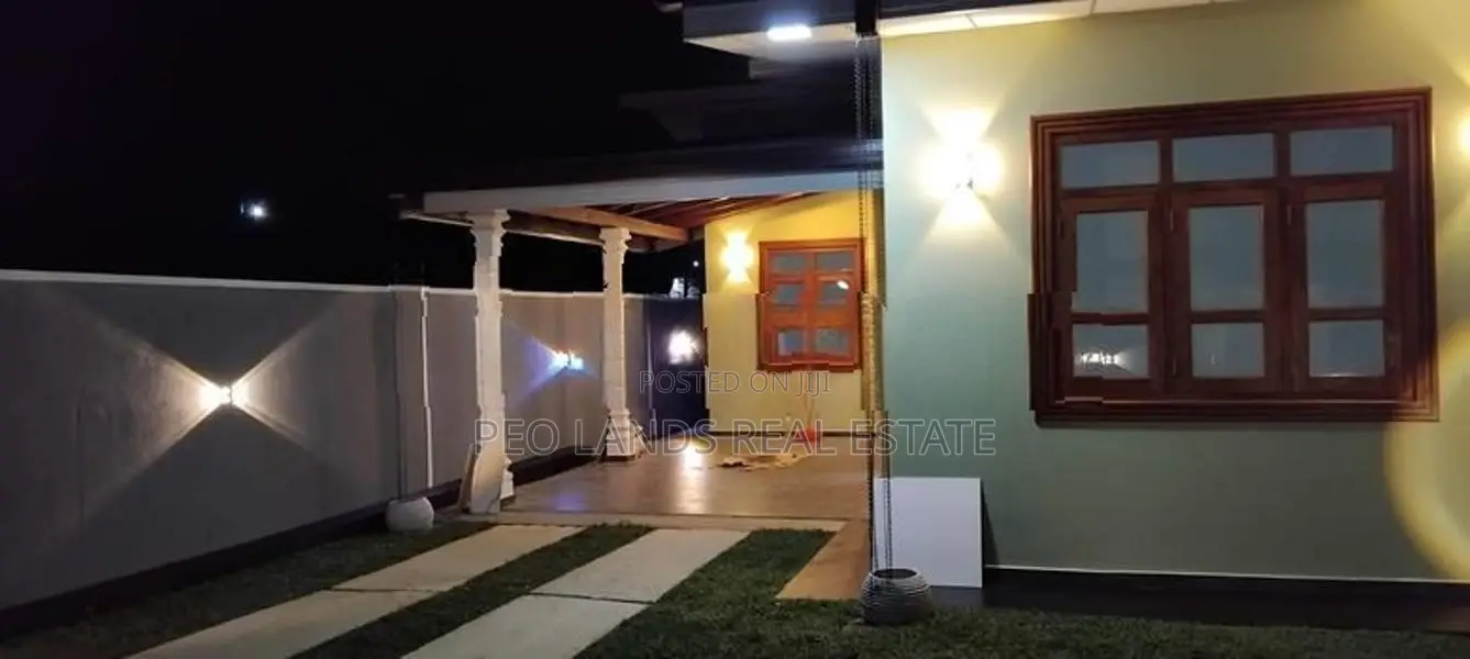 (AH272) Brand New House for Sale in Homagama Halbarawa