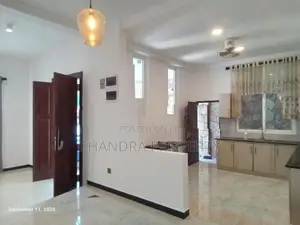 Luxury Upstair House For Rent In Kandana