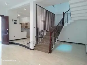 Luxury Upstair House For Rent In Kandana
