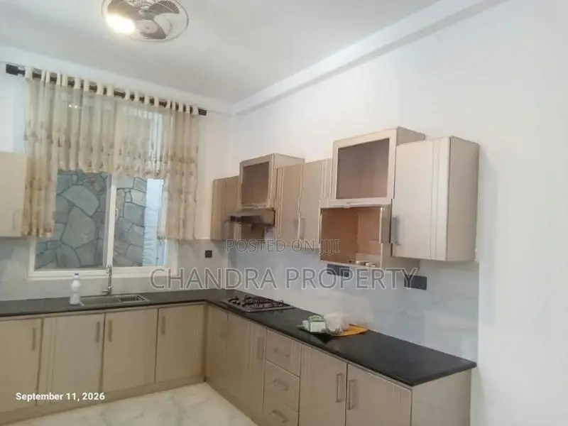 Luxury Upstair House For Rent In Kandana