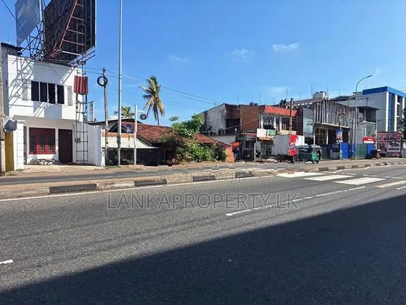 Prime Commercial Property for Sale in Peliyagoda 15Facing Negombo Road