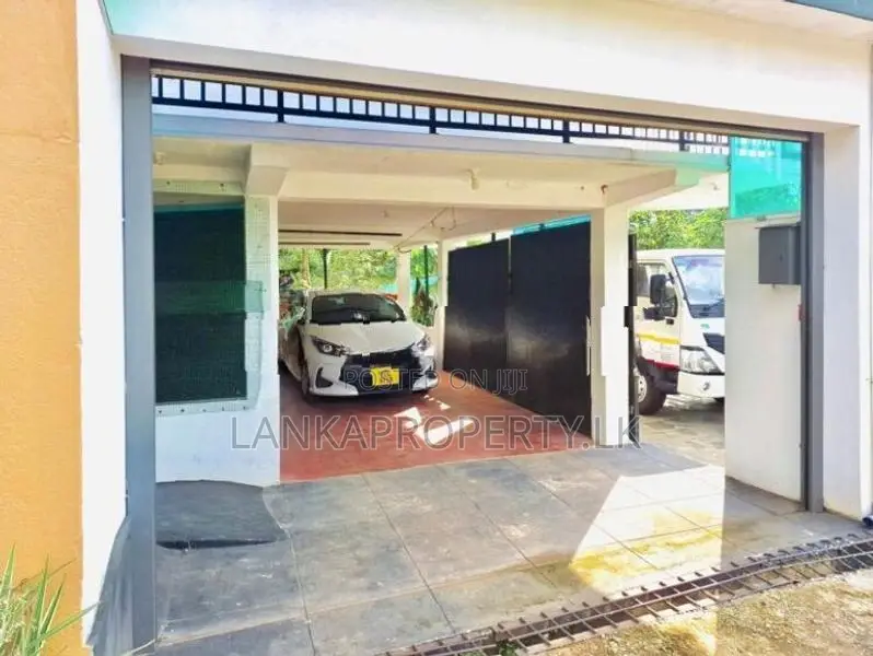 House for Sale in Ambalangoda.