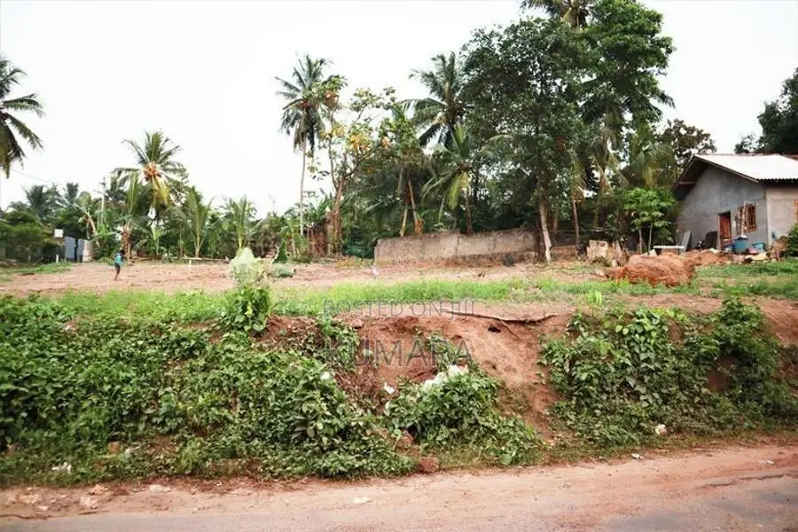 Land in Beruwala