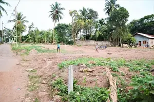 Land in Beruwala