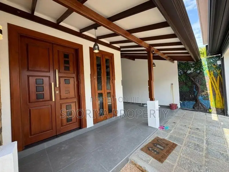 Spacious Brand New House for Sale in Piliyandala Polgasowita