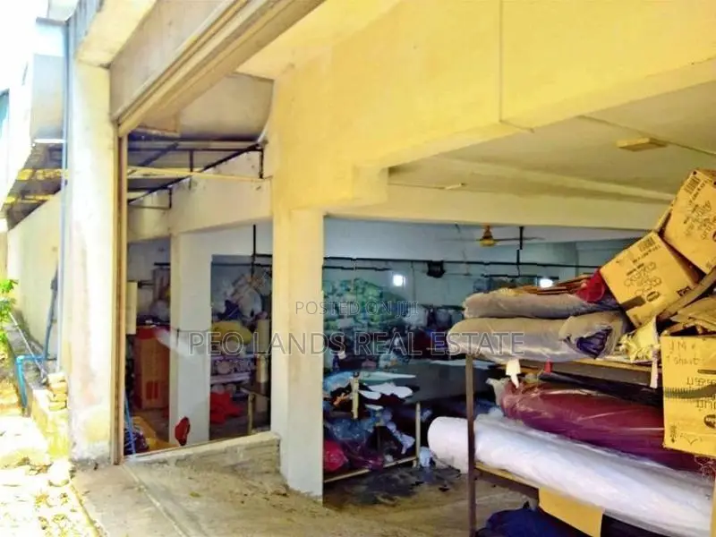 (AC115) Three Storey Commercial Building for Sale in Pannipitiya