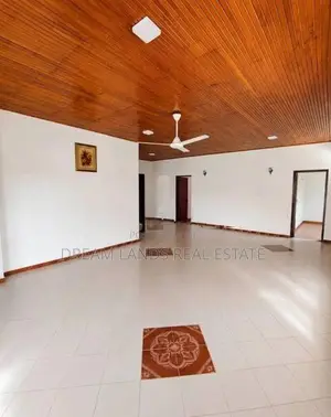 Upstair unit for rent near Ananada balika pitakotte