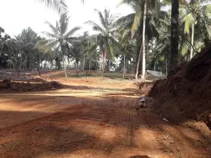 කුරුණෑගල නගරයට ආසන්නයේ පදිංචියට ඉඩමක්