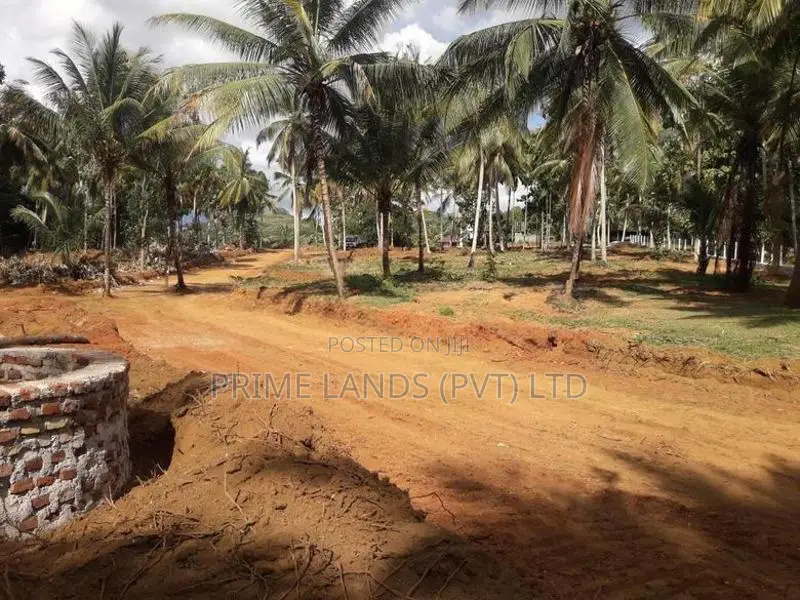 කුරුණෑගල නගරයට ආසන්නයේ පදිංචියට ඉඩමක්