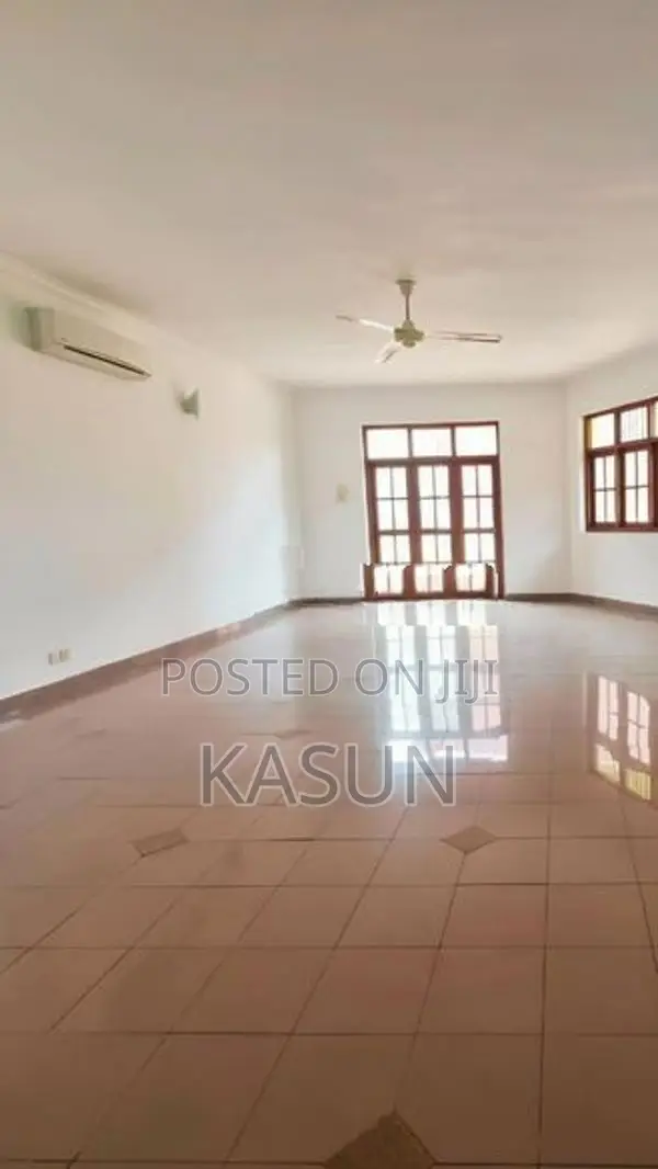 4 Bedroom Architect-Designed Luxury House for Sale in Rajagiriya